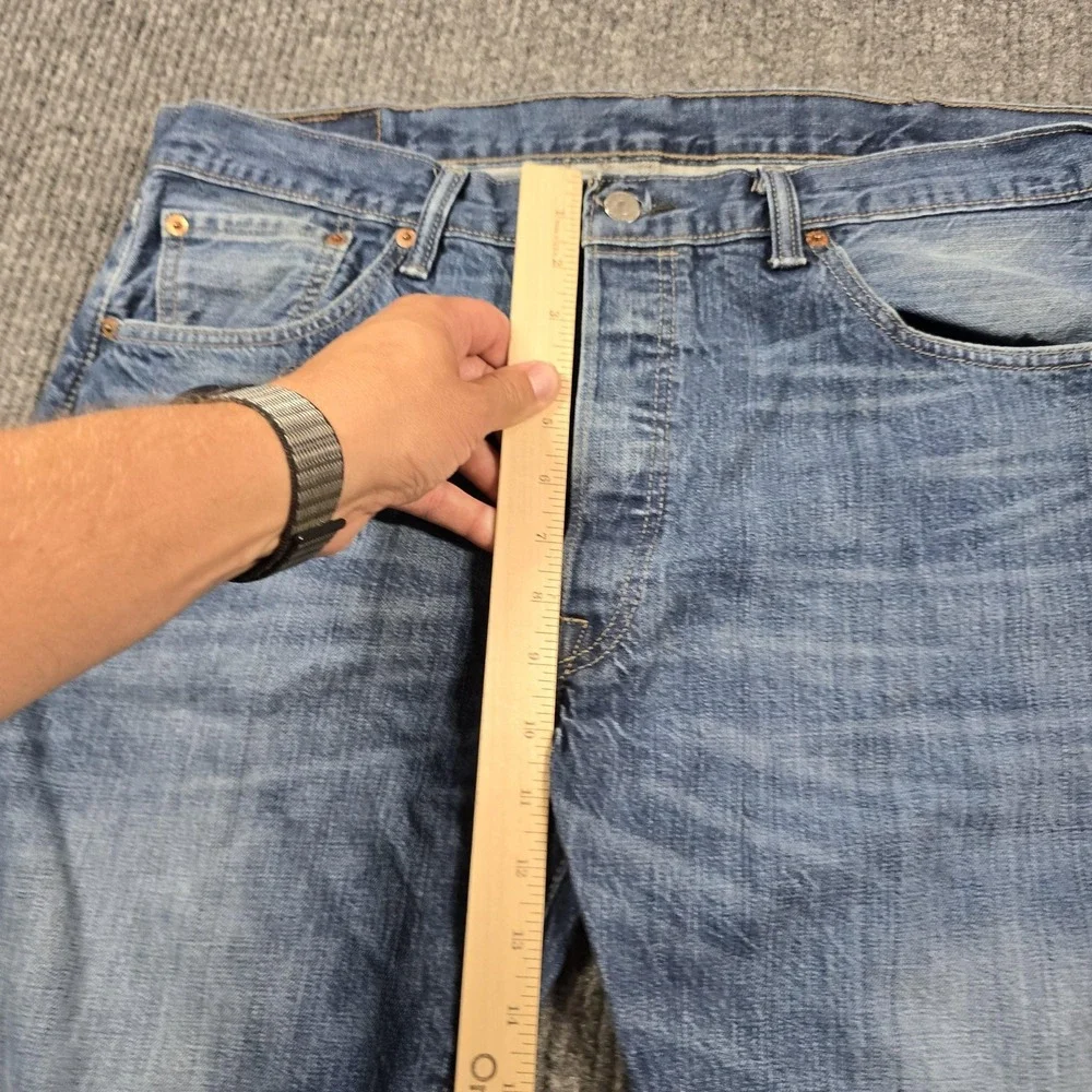 Levis 501 Jeans Mens 38x30 Blue Medium Wash‎ Straight Leg Button Fly Faded 36x28